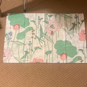 4 Floral Patterned pillow case